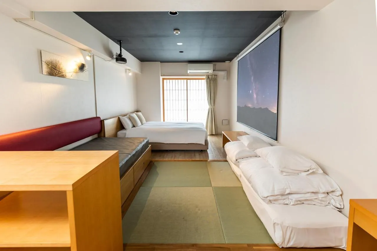 Minn Shin-Osaka 0*, Osaka Giappone